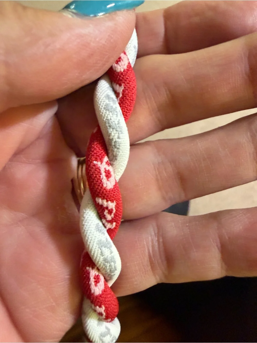 Phiten Philadelphia Phillies MLB Tornado Titanium Necklace Red White 22”